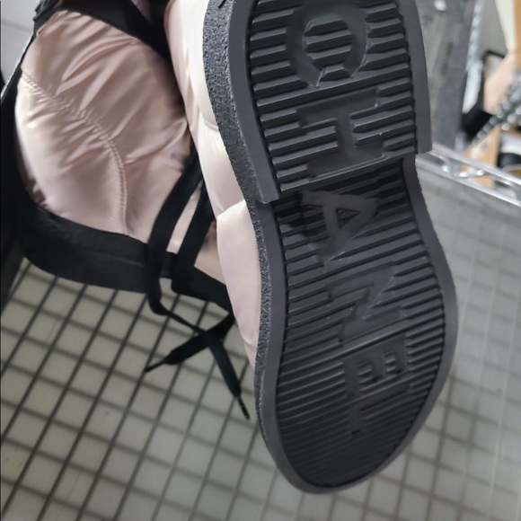 Chanel Nylon Snowboots - Picture 6 of 6